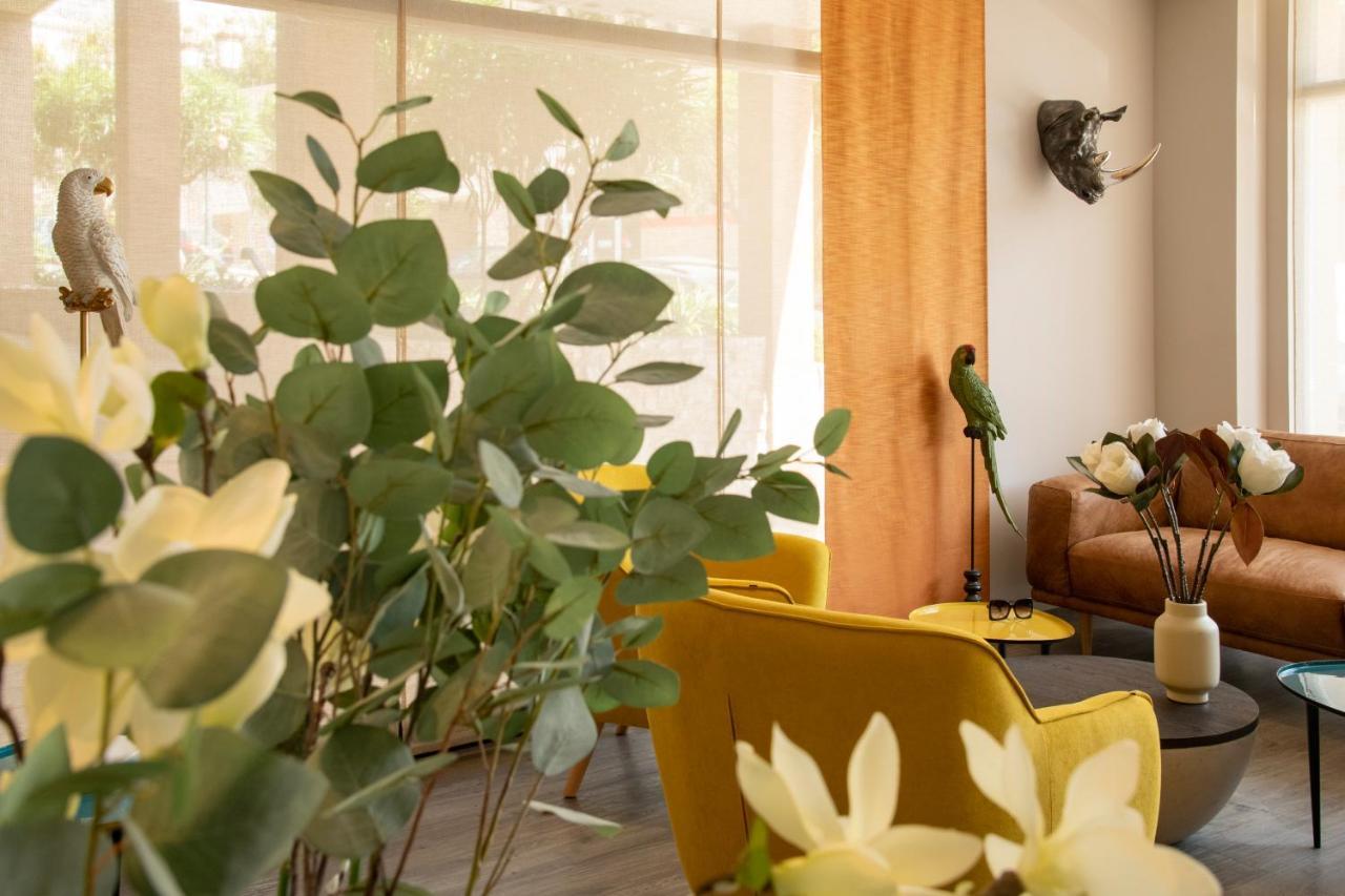 ibis Styles Beaulieu sur Mer Eksteriør bilde