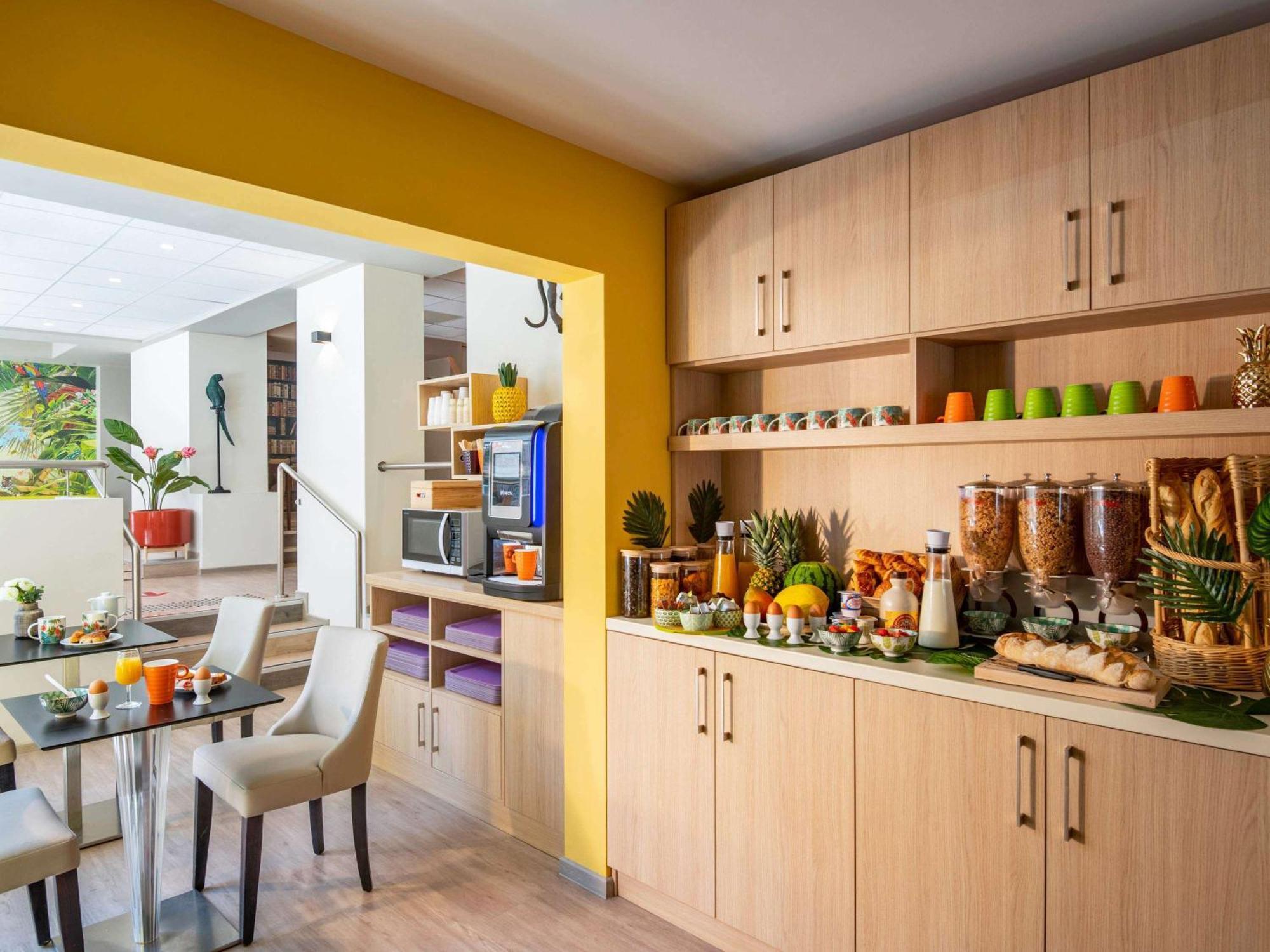 ibis Styles Beaulieu sur Mer Eksteriør bilde